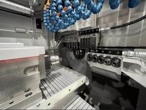 Токарный автомат продольного точения TCM 32S с барфидером