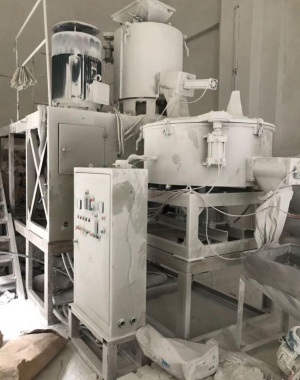 Линия производства погонажных изделий из ПВХ в комплекте с линией УФ покраски и дробилкой