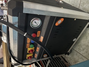 Парогенератор с утюгом на 10л Barelli 005A