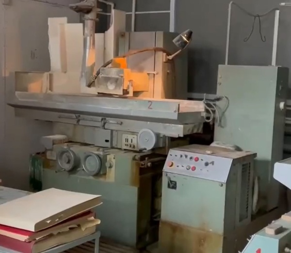 плоскошлифовальный станок 3Е711В