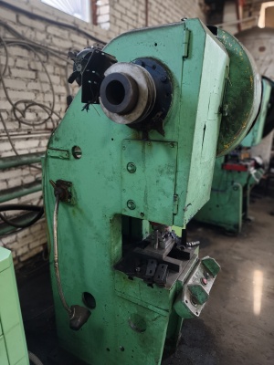 Кривошипный пресс кд2122