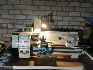 Настольный токарный станок lamt - 550/400