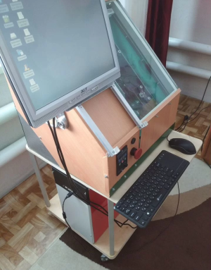 Настольный токарный станок с чпу по металлу и не металлу