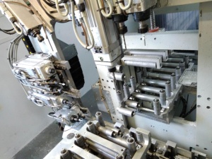 Обрабатывающий центр для профилей FOM INDUSTRIE