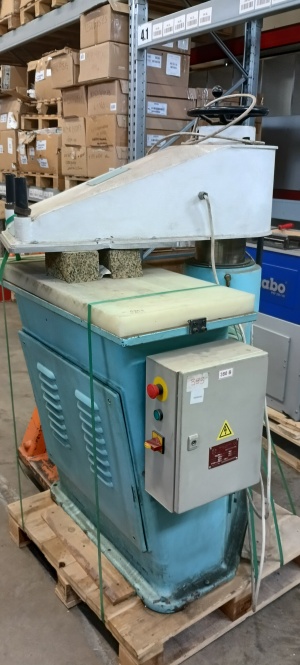 Вырубной пресс C 105XL консольного типа (с поворотным ударником)