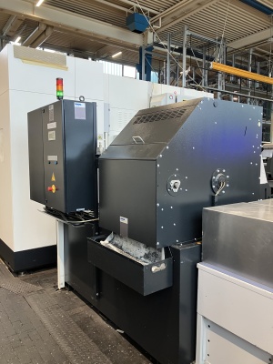 Вертикальный обрабатывающий центр с подвижной колонной VTC-800/30 SR (под заказ)