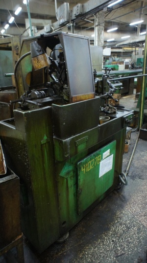 Токарный автомат продольного точения 1М06А