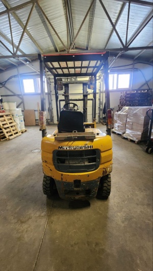 Погрузчик Mitsubishi FG10T, газ/бензин, г/п 1т