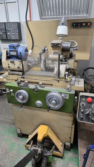 станок круглошлифовальный 3У10В