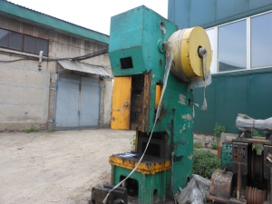 001Е пресс кривошипный 160 тн. усилие