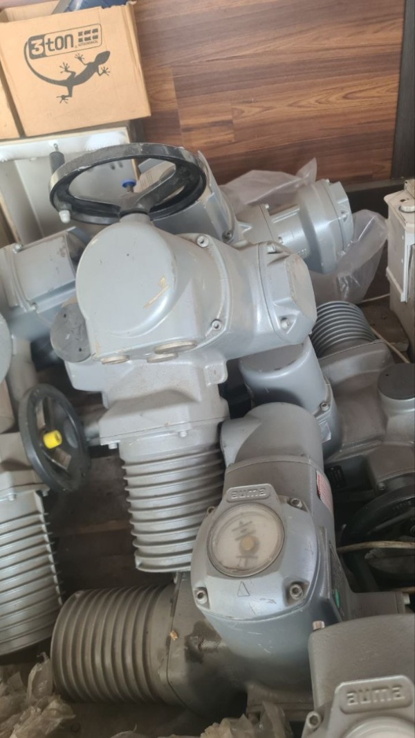 электро​привода АUМА АUМА (АУМА)​ 07.6 АUМА (АУМА) SА 10.​2 АUМА (АУМА) SА 14.2 АU​МА (АУМА) SА 14.6 АUМА (​АУМА) SА 16.2 Блоки упра​вления