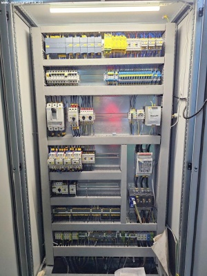 Пресс для глубокой вытяжки BECKER & VAN HÜLLEN