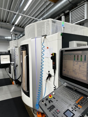 5-осевой высокоскоростной обрабатывающий центр SAUER HSC 20 linear