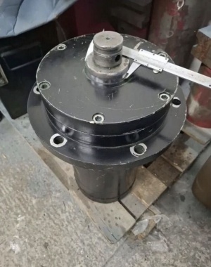 Цилиндр/ гидроцилиндр