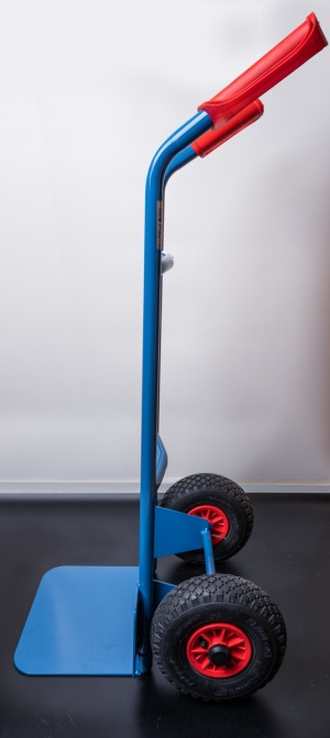 Двухколесная ручная тележка из стали грузоподъемность 200 кг