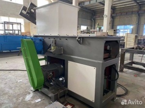 Шредер новый для измельчения пластика