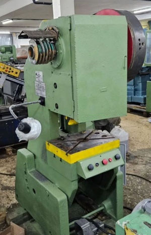 Пресс кривошипный КД2322