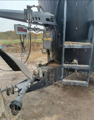 Кормораздатчик Celikel Charger mini 6