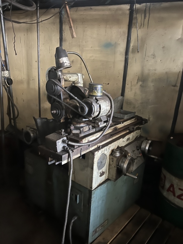 3М642 универсально-заточной станок