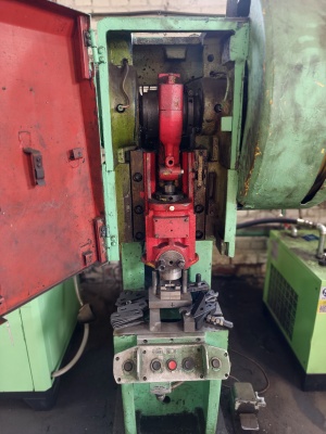 Кривошипный пресс кд2122