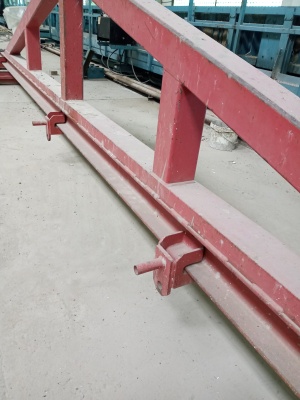 Грузоподъёмная траверса с технологическими зажимами (захватами) грузоподъёмность 6 тонн