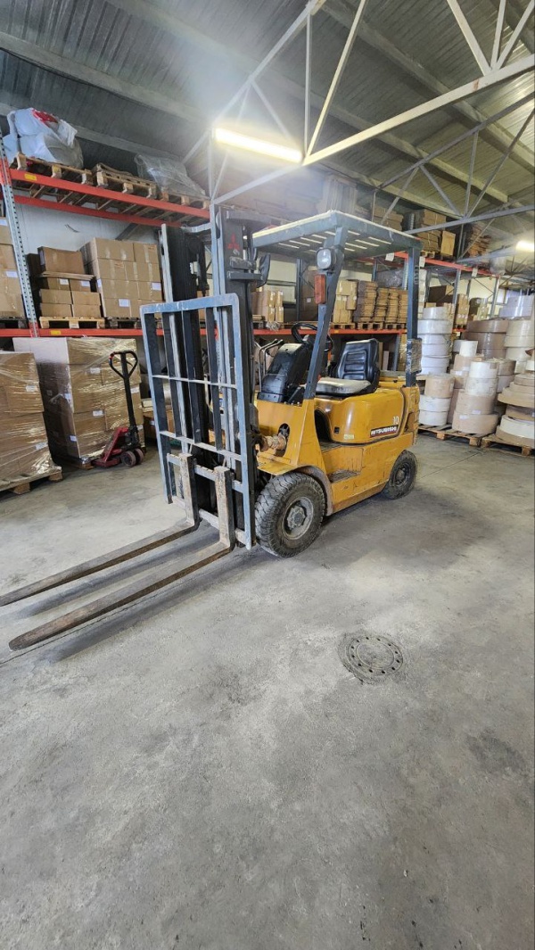 Погрузчик Mitsubishi FG10T, газ/бензин, г/п 1т