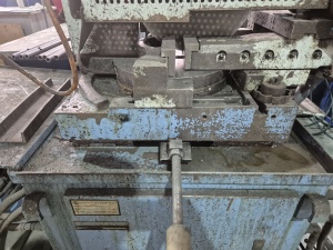 Отрезной полуавтомат по распиловке трубы Soco Machinery HVS-375AC