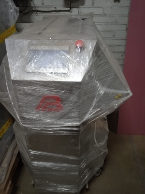 Машина раскатки теста Восход «Ролл-автоматик» М1 В648