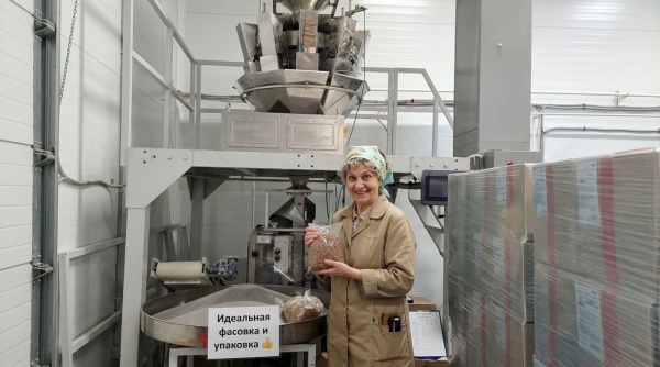 Вертикально упаковочная машина