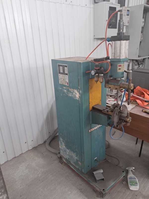 машина контактной точечной сварки DNT-50