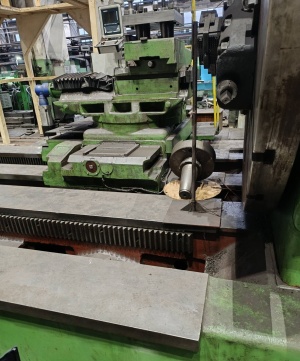 Тяжелый токарный станок 1682а