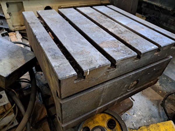 стол коробчатый для радиально-сверлильного станка