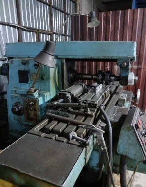 Горизонтально-фрезерный станок 6Т82Г-1