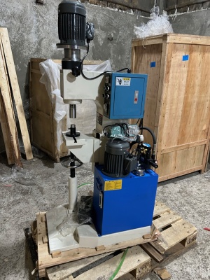 Станок орбитальный клепальный СВ-152