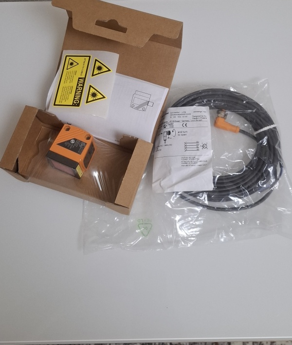 Оптический датчик измерения расстояния ifm O1D120