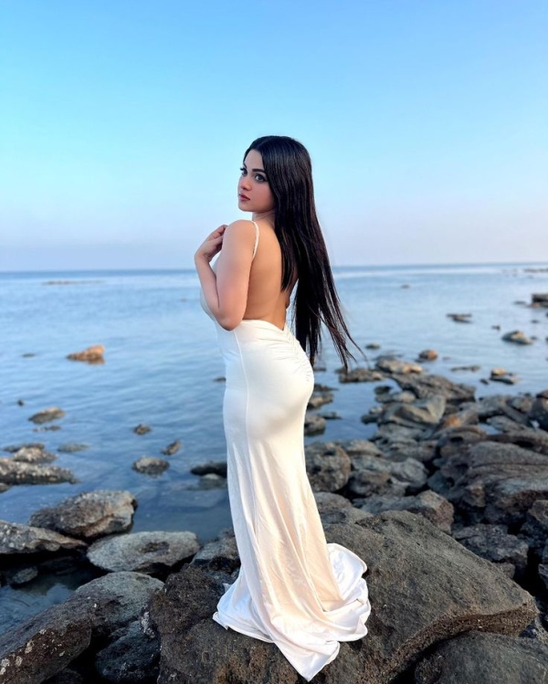 Call Girls In Khanpur ⪻⧸97110∞14705⧸ ⪼ Delhi Escorts Service