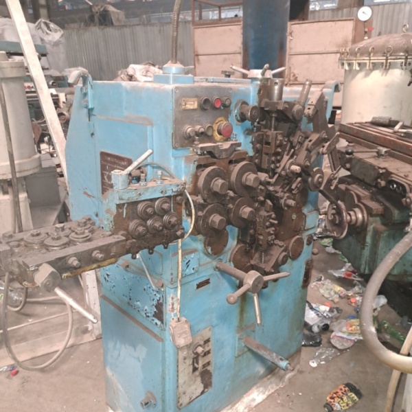 А5214А пружиннонавивочный станок