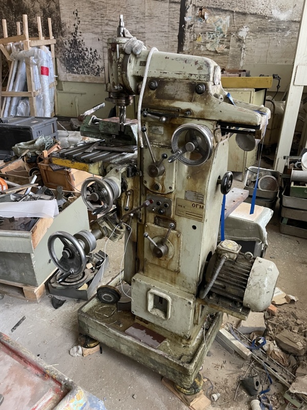 ОФ-55 универсально-фрезерный станок