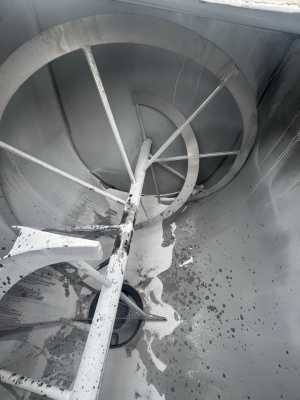 Смеситель сыпучих 1000л с транспортером