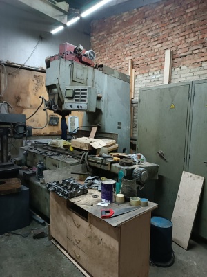 Координатно-расточной станок 2Е450АФ1