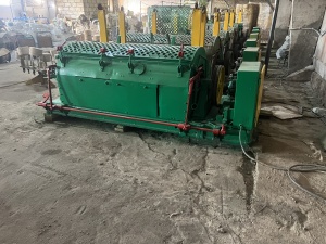 Канатовьющая машина