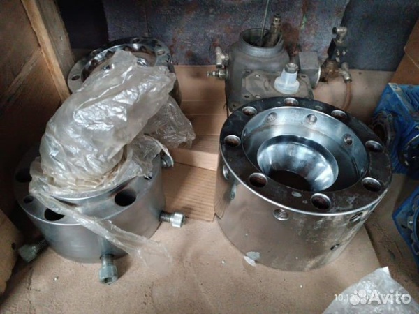 Дорн и матрицы () для экструзии