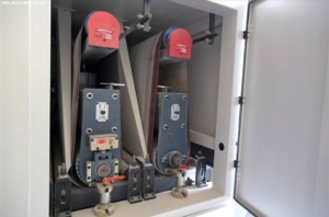 Широколенточный шлифовальный станок GD1300