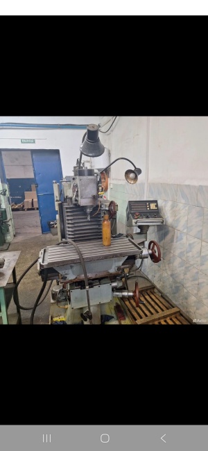 Фрезерный станок ВМ131ВФ1