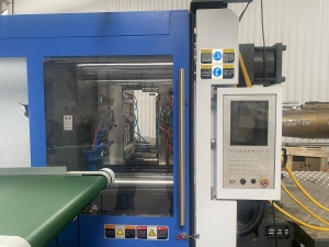 Термопласт автомат INJECTION MOULDING MACHINE GEK 410WGS WITH ELECTRIC CHARGING