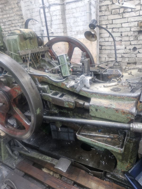 82ВА холодновысадочный автомат