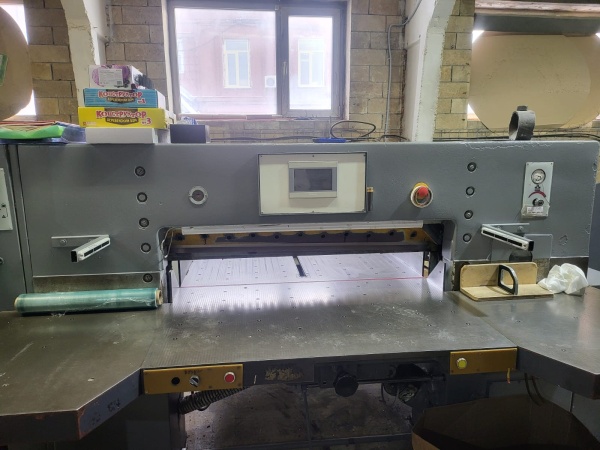 Бумагорезательная машина ADAST MS-115