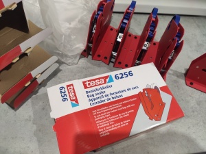 Диспенсер Tesa 6256 для запечатывания пакетов