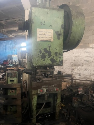 КД2126Е кривошипный пресс усилием 40 тн