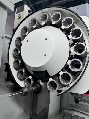 Вертикальный обрабатывающий центр c чпу DRC VMC640